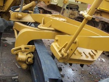 GD605R-2 KOMATSU едут на автомобиле оборудование earthmoving используемая япония грейдера