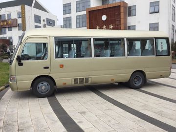 29 мест использовали автобус каботажного судна Тойота дизельный выведенный автобус пассажира Тойота 26 автобуса каботажного судна Японии цилиндра двигателя 6 ручного привода